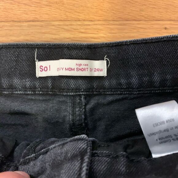 SO size 0 black distressed denim jean shorts high rise mom - Picture 3 of 3